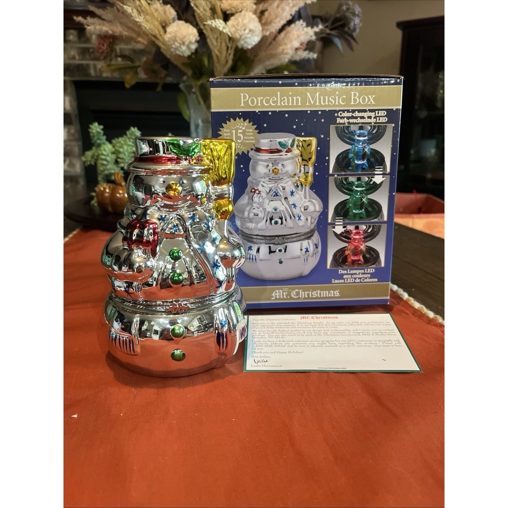Mr Christmas Porcelain Music Box Light Changing 15 songs New